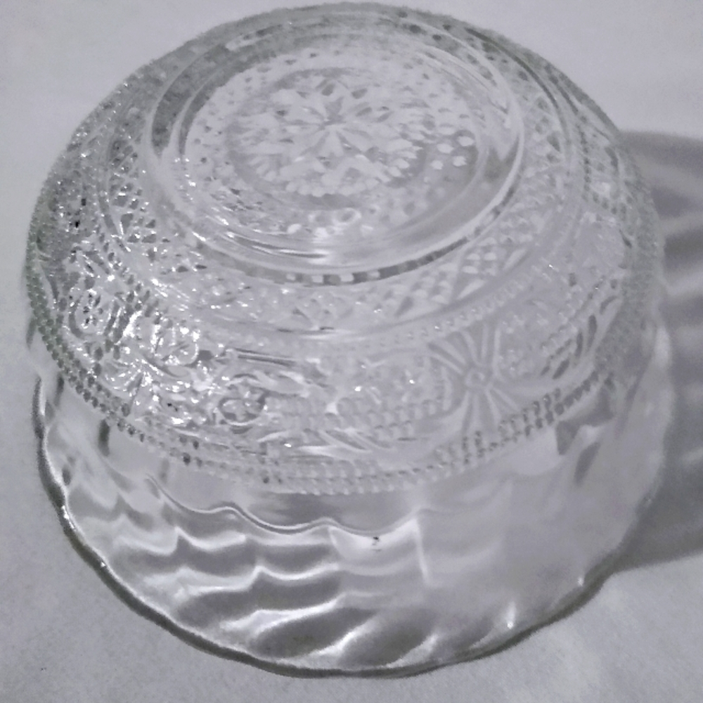 Clear Candy Dish Fleur De Lis pressed sandwich glass 1970's pattern